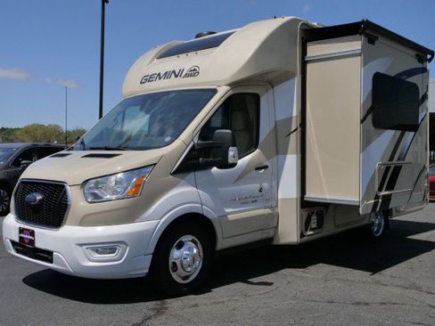 Used 2020 Ford Transit 350 138 Low Roof DRW AWD w/ Motorhome Prep Package image 3