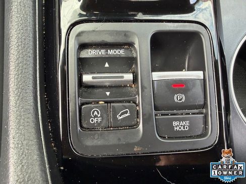 Used 2024 Honda Pilot Touring image 15