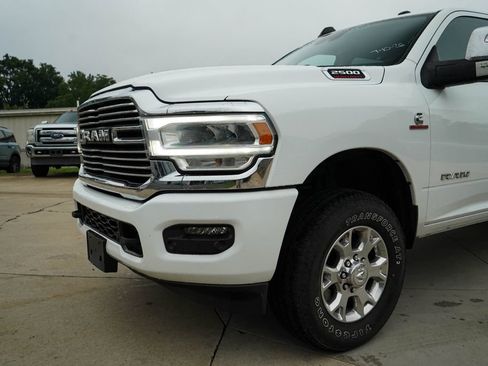 Used 2024 RAM 2500 Laramie w/ Safety Group AWD/4WD image 17