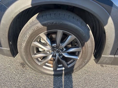 Used 2023 MAZDA CX-9 Touring image 11