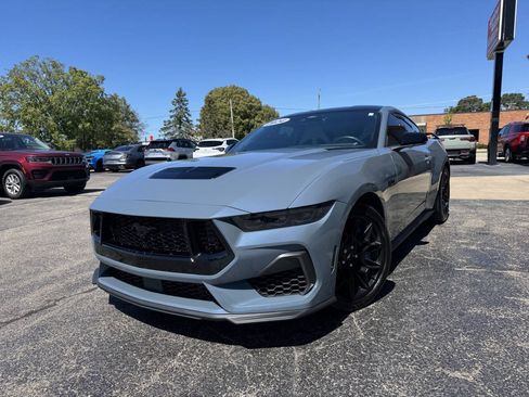 Used 2024 Ford Mustang GT Premium w/ GT Performance Package RWD image 2