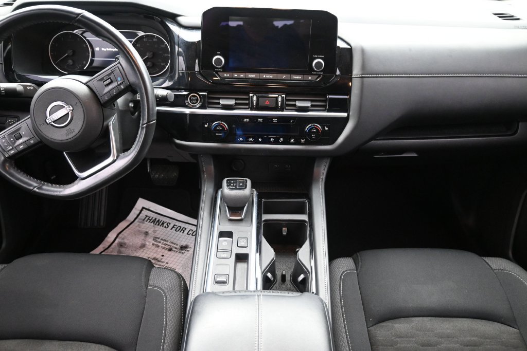 Used 2024 Nissan Pathfinder SV FWD image 23