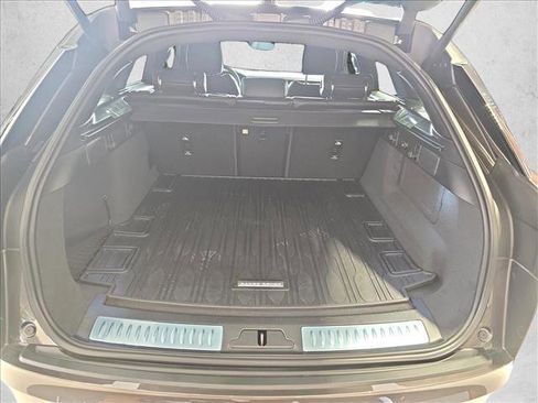 New 2026 Land Rover Range Rover Velar Dynamic SE image 12