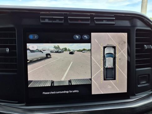 Used 2024 Ford F250 Lariat w/ Black Appearance Package image 32