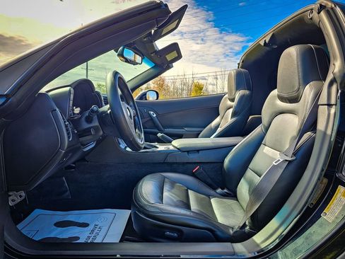 Used 2013 Chevrolet Corvette Grand Sport image 13