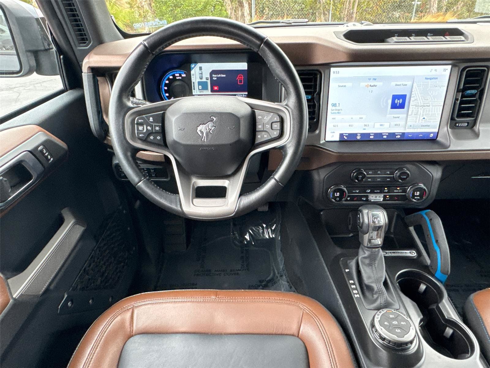 Used 2023 Ford Bronco Outer Banks AWD/4WD image 22