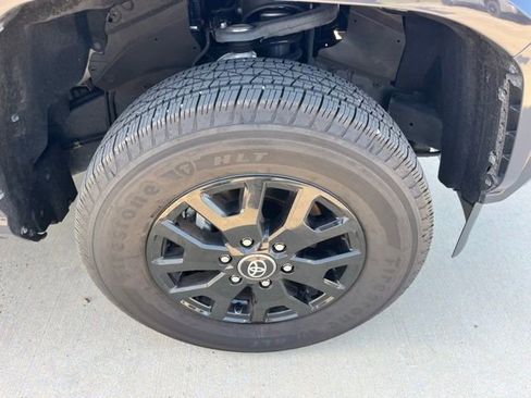 Used 2025 Toyota Tacoma SR5 RWD image 10
