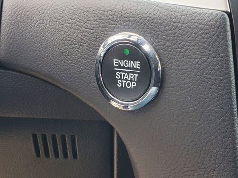Used 2024 Ford Edge SEL AWD/4WD image 18