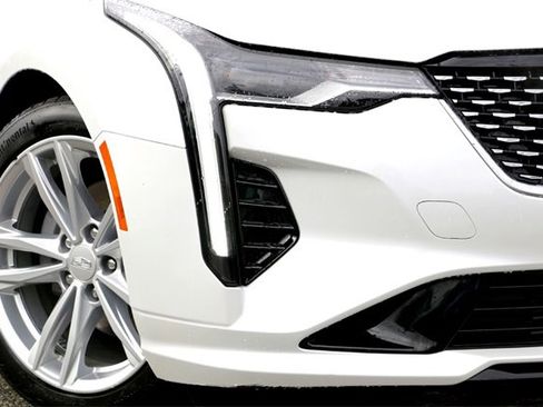 Used 2022 Cadillac CT4 Luxury w/ Sun And Sound Package image 3