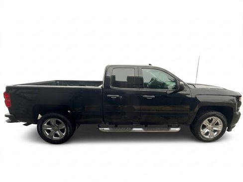 Used 2016 Chevrolet Silverado 1500 Custom w/ Custom Convenience Package image 4