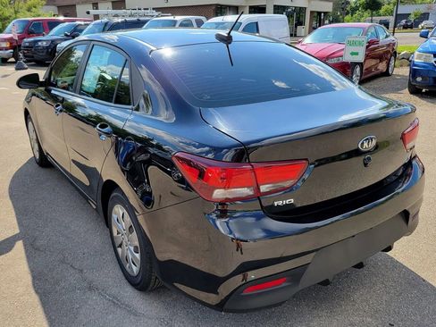 Used 2020 Kia Rio S image 5