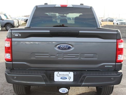 Used 2022 Ford F150 XL w/ STX Appearance Package image 7