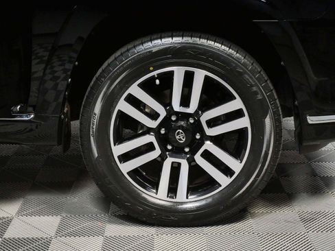 Used 2022 Toyota 4Runner Limited RWD image 34