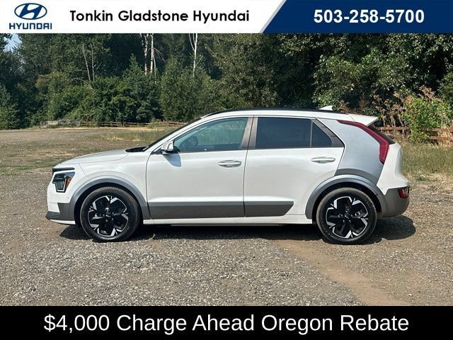 Used 2023 Kia Niro Wave FWD image 6