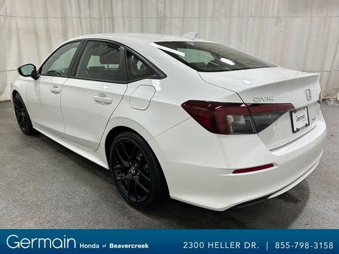 Used 2025 Honda Civic Sport image 6