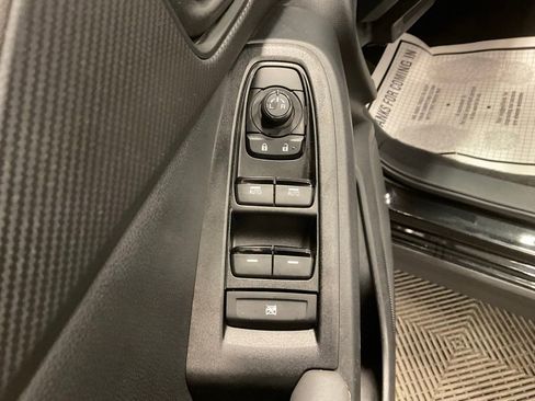 Certified 2025 Subaru Crosstrek 2.5i Sport AWD/4WD image 17