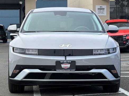 New 2026 Hyundai Ioniq 5 SEL image 3