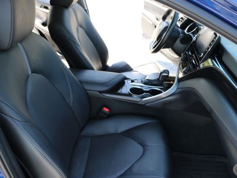 Used 2024 Toyota Camry XLE image 27