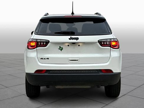 Used 2023 Jeep Compass Altitude image 4