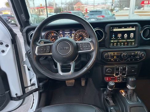 Used 2023 Jeep Wrangler Unlimited Rubicon 392 image 16