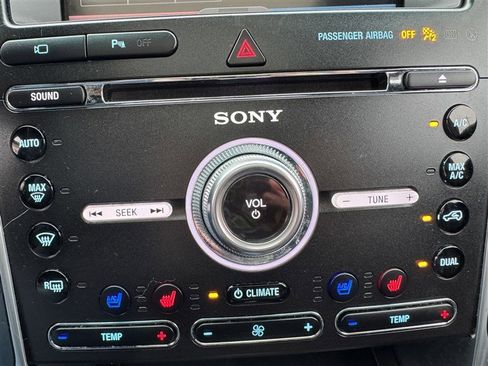 Used 2016 Ford Explorer Sport w/ Equipment Group 401A image 6