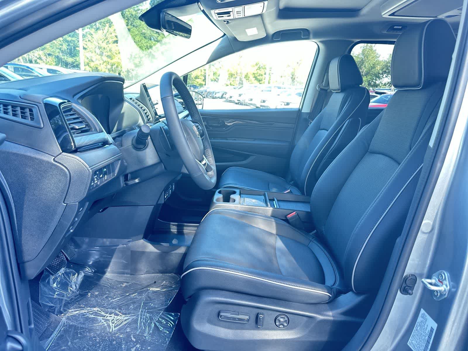 New 2026 Honda Odyssey Elite image 12