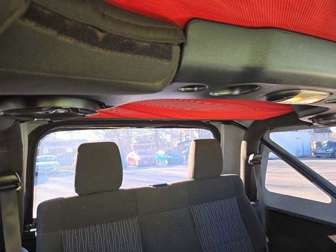 Used 2011 Jeep Wrangler Sport image 33