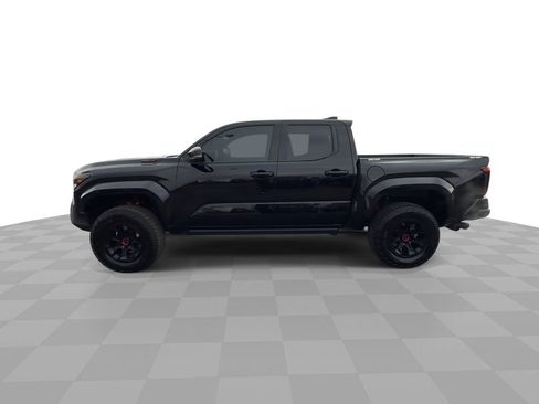 Used 2025 Toyota Tacoma TRD Pro image 5