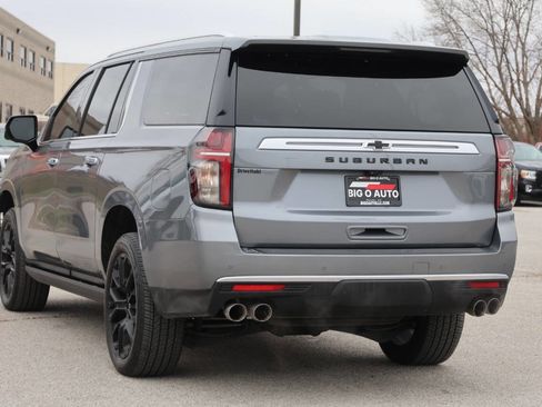 Used 2022 Chevrolet Suburban High Country image 35