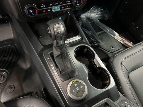 New 2025 Ford Bronco Big Bend image 20