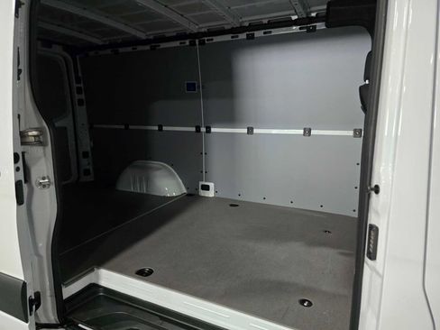 Used 2025 Mercedes-Benz Sprinter 2500 image 13