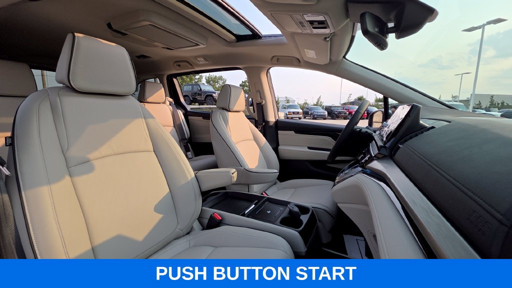 New 2026 Honda Odyssey Touring image 11