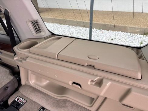 Used 2016 Land Rover LR4 HSE LUX AWD/4WD image 14