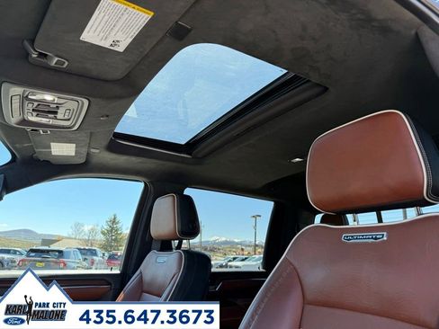 Used 2024 GMC Sierra 3500 Denali Ultimate AWD/4WD image 27