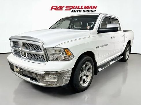 Used 2011 RAM 1500 Laramie AWD/4WD image 3