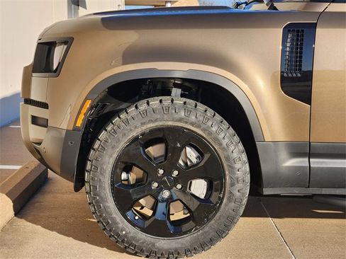 New 2026 Land Rover Defender 110 S image 6