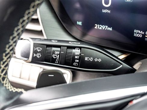 Used 2024 Buick Envision Sport Touring image 19