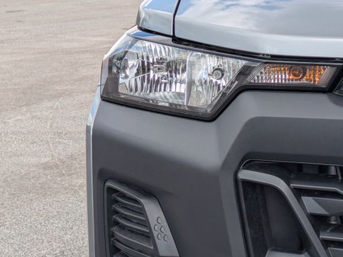 New 2026 Chevrolet Colorado W/T w/ WT Custom Package RWD image 10