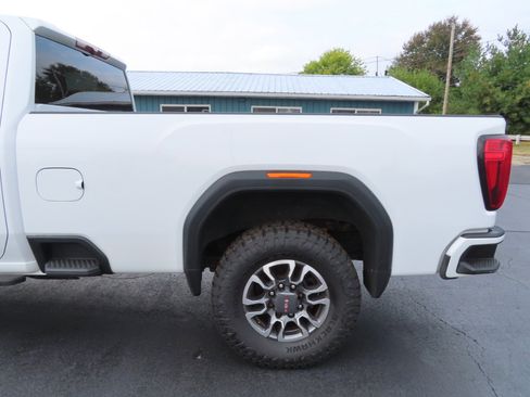 Used 2022 GMC Sierra 2500 AT4 w/ Gooseneck/5TH Wheel Package image 14