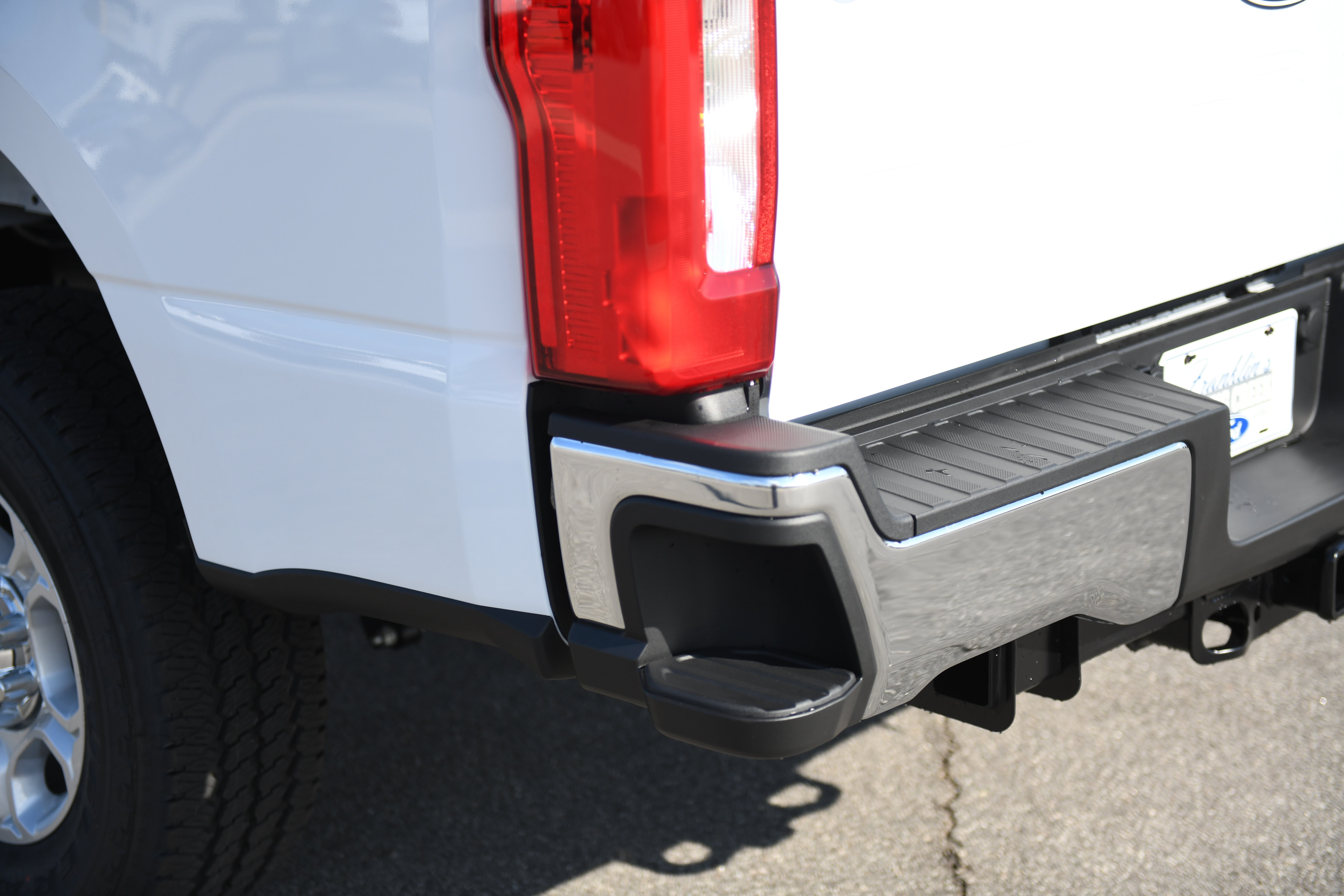 New 2027 Ford F250 XLT w/ F-250 >10K GVWR Package AWD/4WD image 9