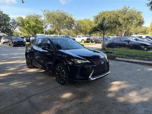 Used 2023 Lexus UX 250h FWD w/ Accessory Package (Z1) image 4