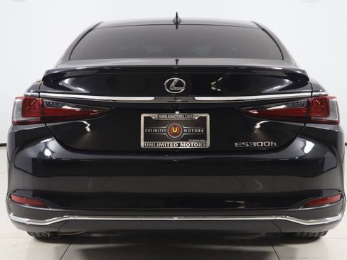 Used 2023 Lexus ES 300h w/ Premium Package image 47