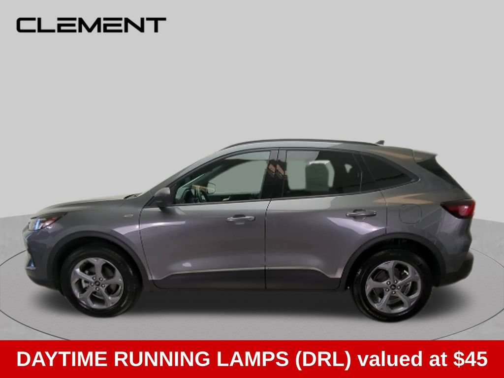 Used 2025 Ford Escape ST-Line AWD/4WD image 3