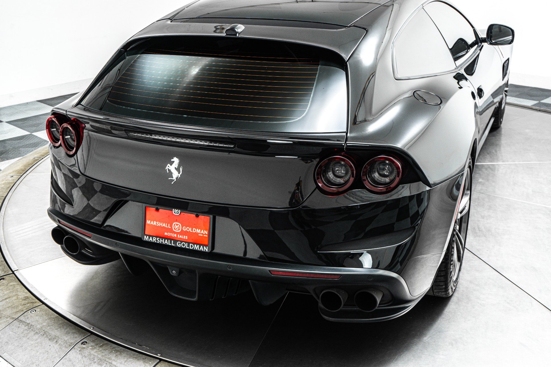 Used 2019 Ferrari GTC4Lusso AWD/4WD image 38