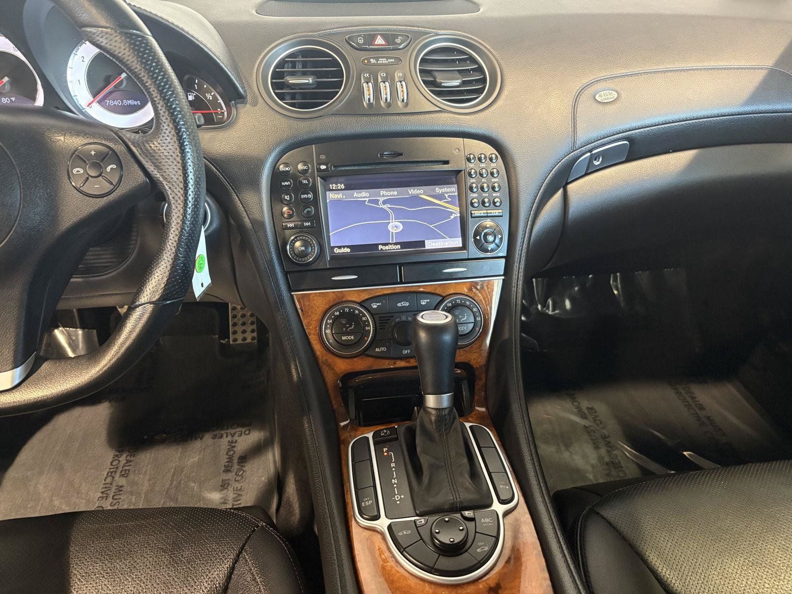 Used 2009 Mercedes-Benz SL 550 image 21
