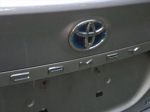 Certified 2020 Toyota Camry XLE w/ Driver Assist Package FWD image 6