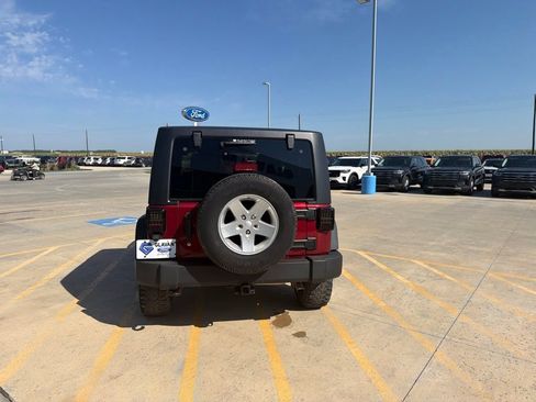 Used 2013 Jeep Wrangler Sport AWD/4WD image 6