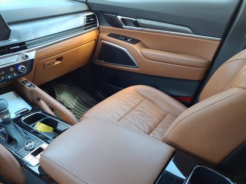 Used 2024 Kia Telluride EX X-Line image 19