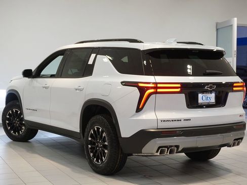 New 2026 Chevrolet Traverse Z71 image 8