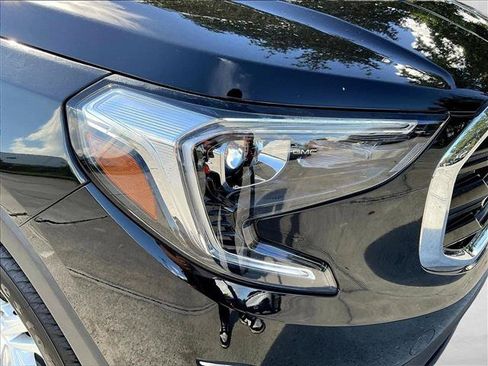 Used 2020 GMC Terrain SLE FWD image 30